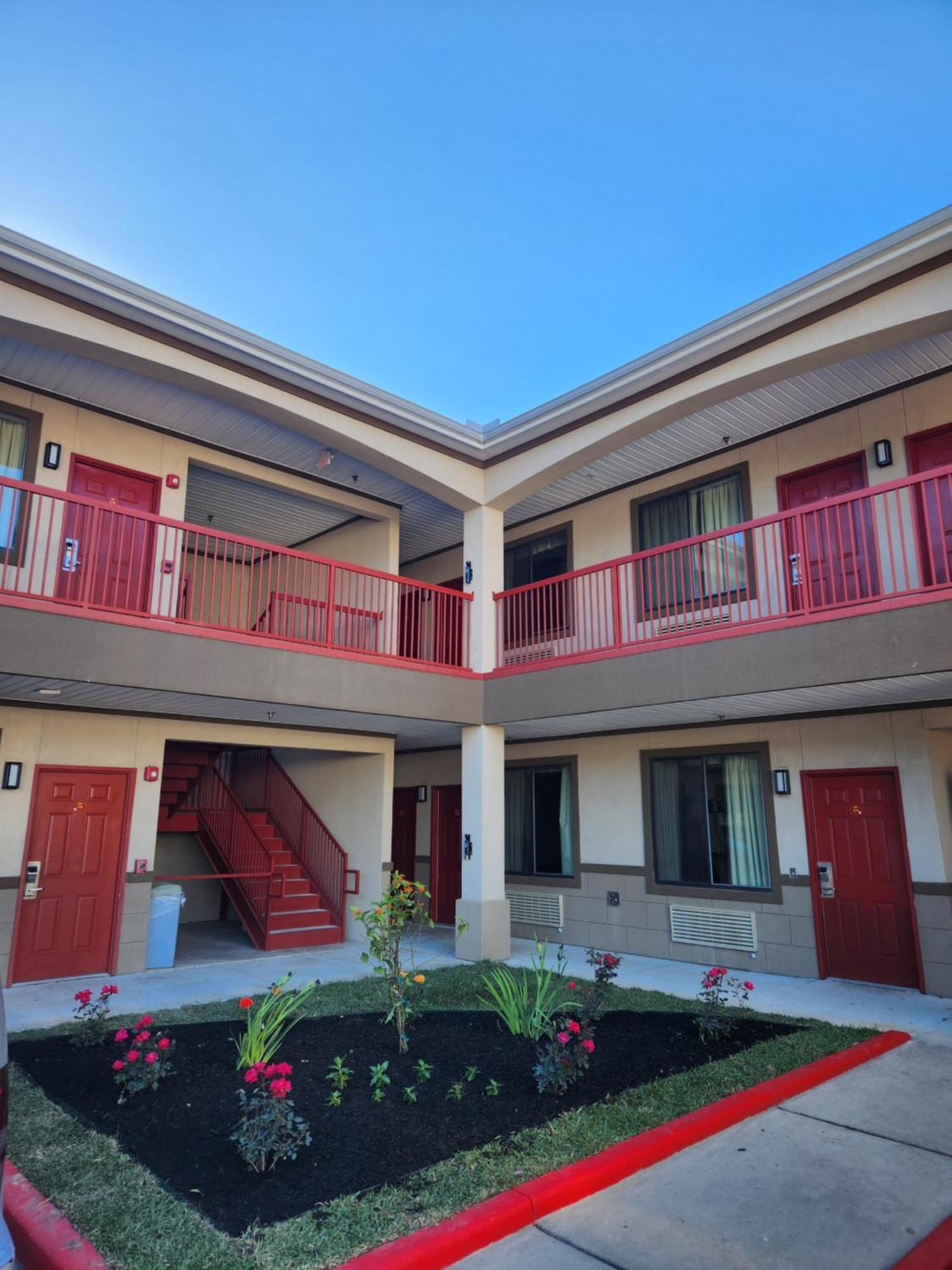 Palace Inn Sam Houston Race Park West Road エクステリア 写真
